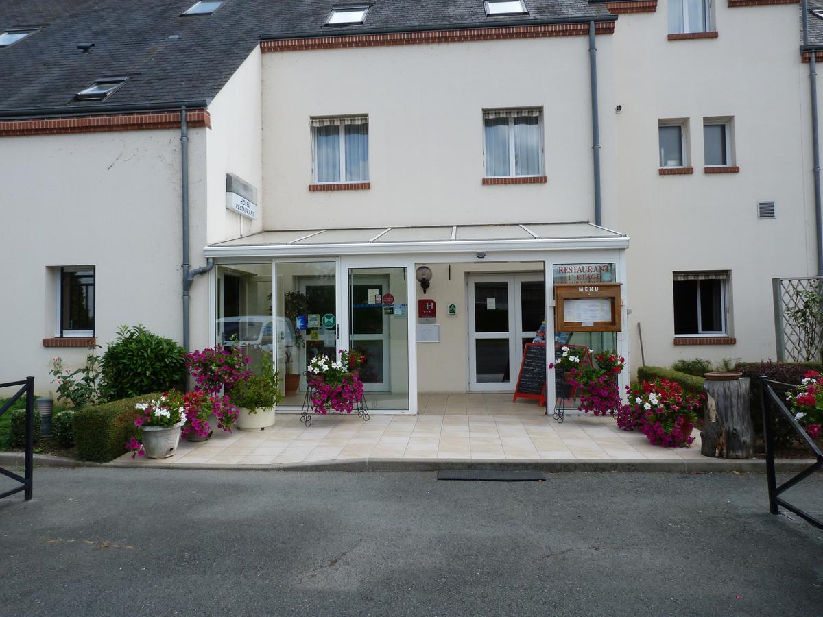 Hostellerie Du Chateau Saint-Pere-sur-Loire Esterno foto